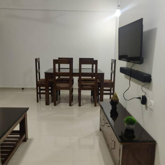 Kivi'S Kozy 2Bhk Luxurious Apartment Goa By Leela Homes Arpora Dış mekan fotoğraf